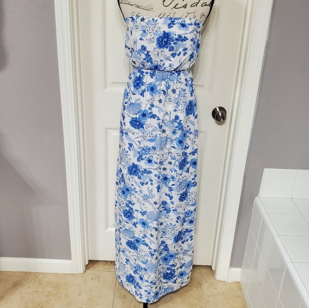 Old Navy Strapless Floral Maxi Dress